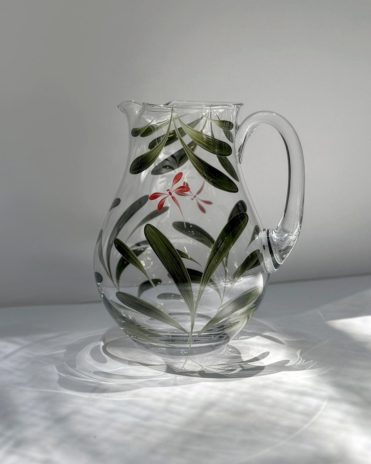 Jarra Melides · cristalería pintada a mano, vista 2 · Los Vasos de Agua Clara