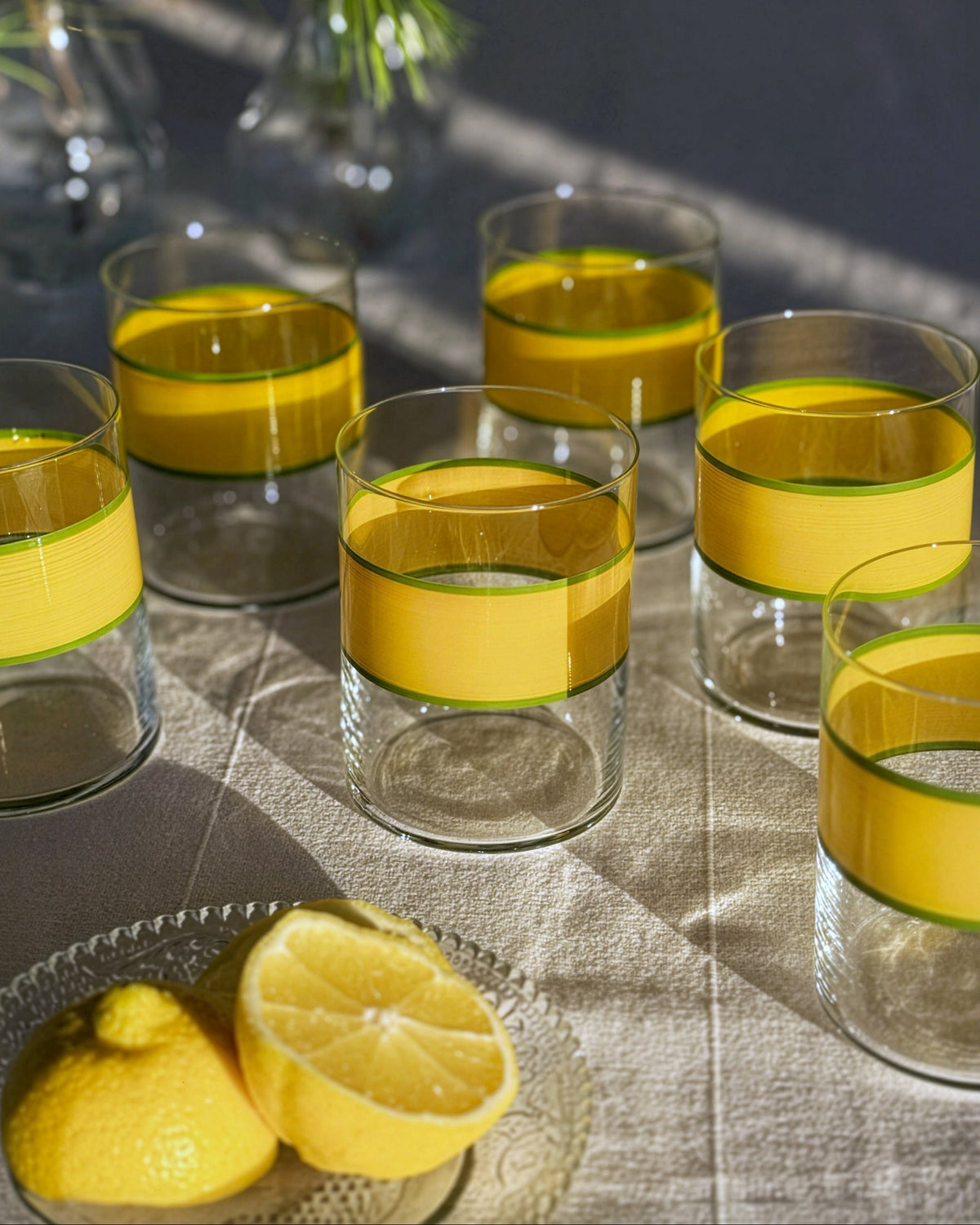 Vasos Oaxaca · cristalería pintada a mano en amarillo verde limón · Los Vasos de Agua Clara
