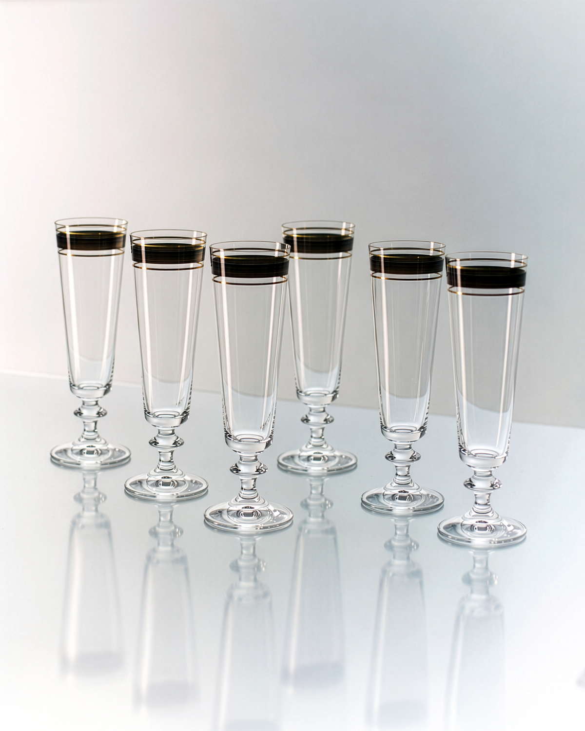 Saanen Champagne Bucket & Paris Glasses · hand-painted glassware, view 3 · Los Vasos de Agua Clara