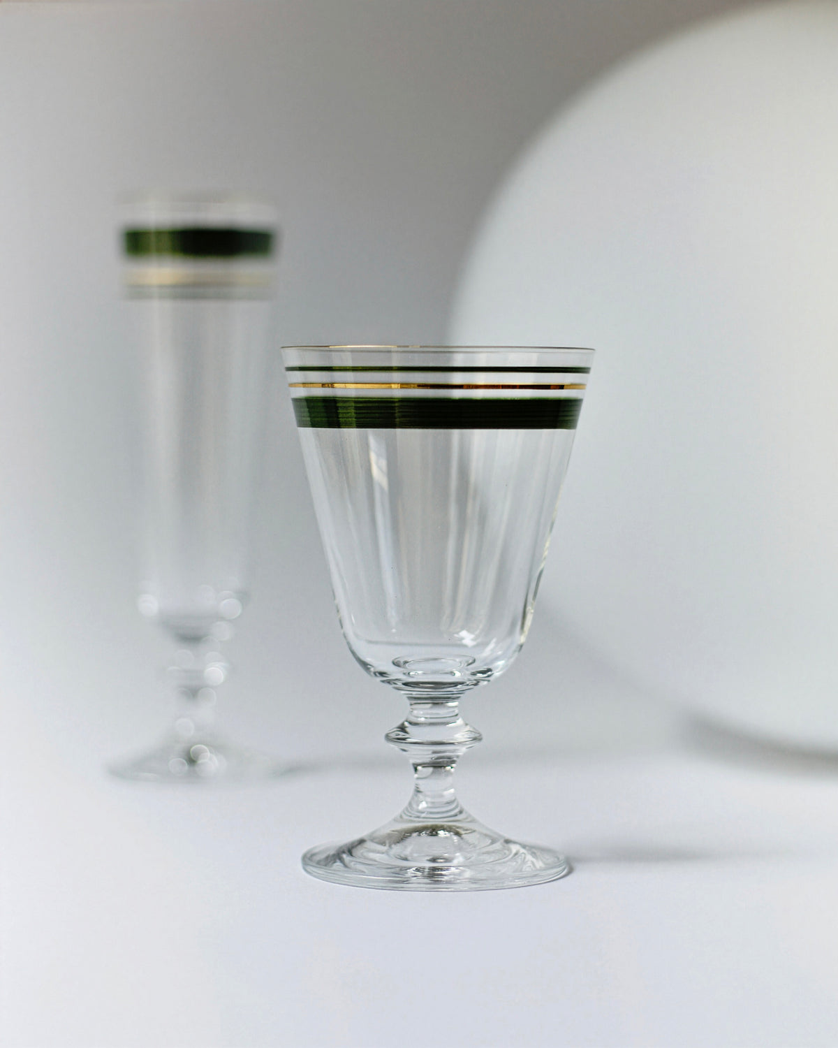 Paris Wine Glasses · glassware hand-painted in forest green · Los Vasos de Agua Clara