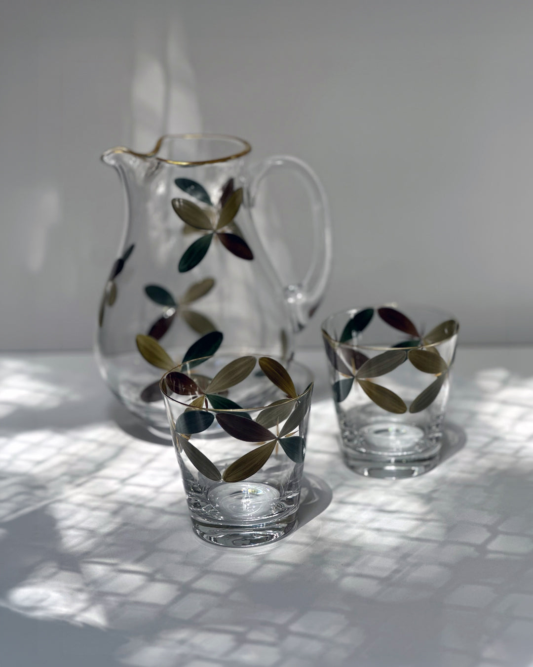 Holland Jug & Tumblers · hand-painted glassware, view 5 · Los Vasos de Agua Clara