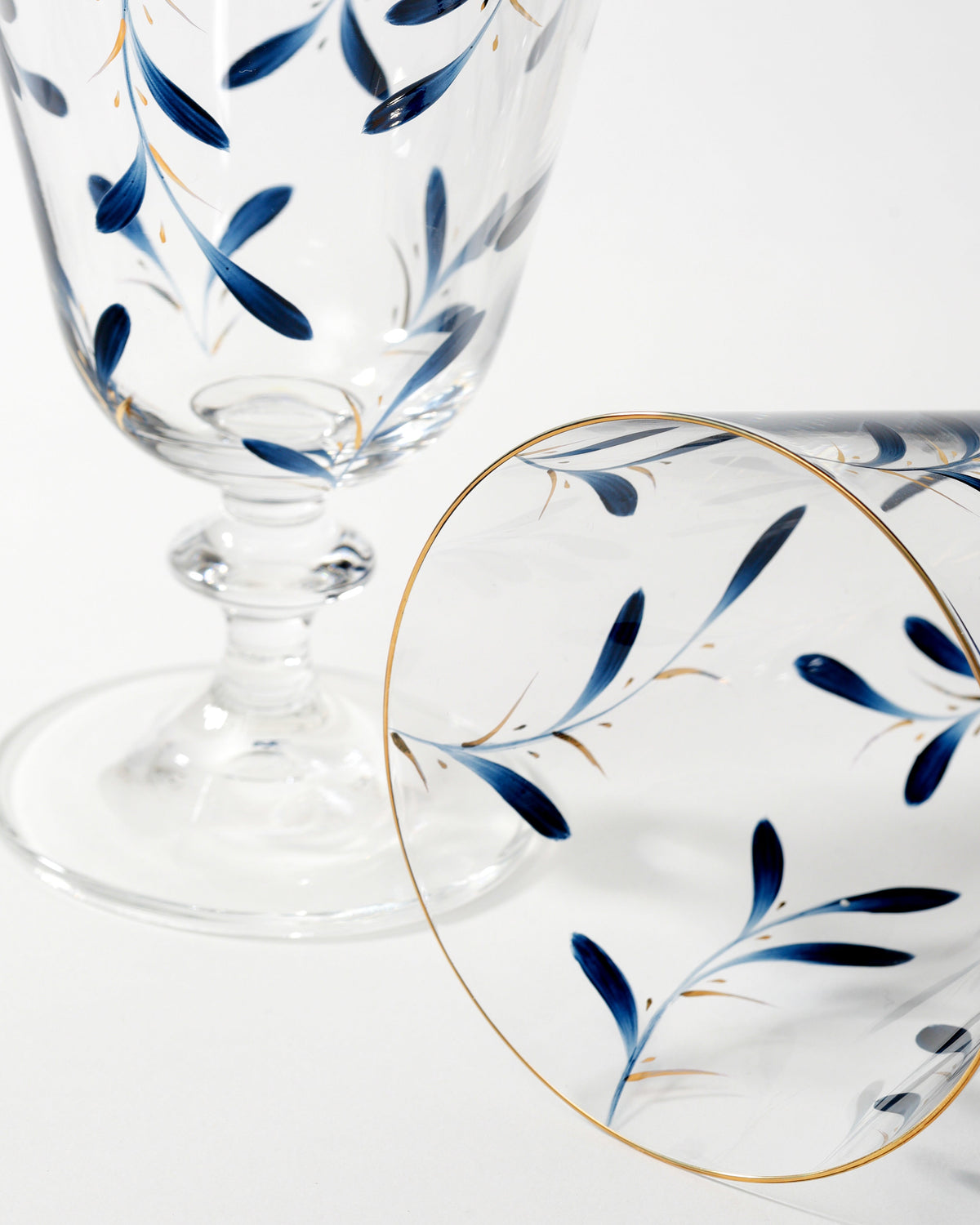 Palawan Wine Glasses · hand-painted glassware, view 4 · Los Vasos de Agua Clara