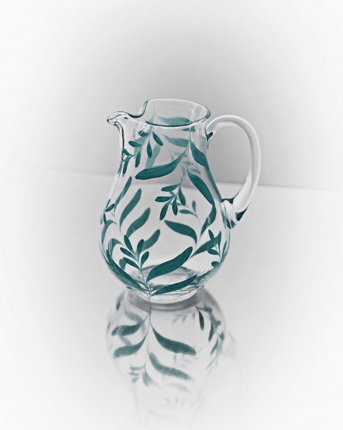 Saanen Jug · glassware hand-painted in sea green · Los Vasos de Agua Clara