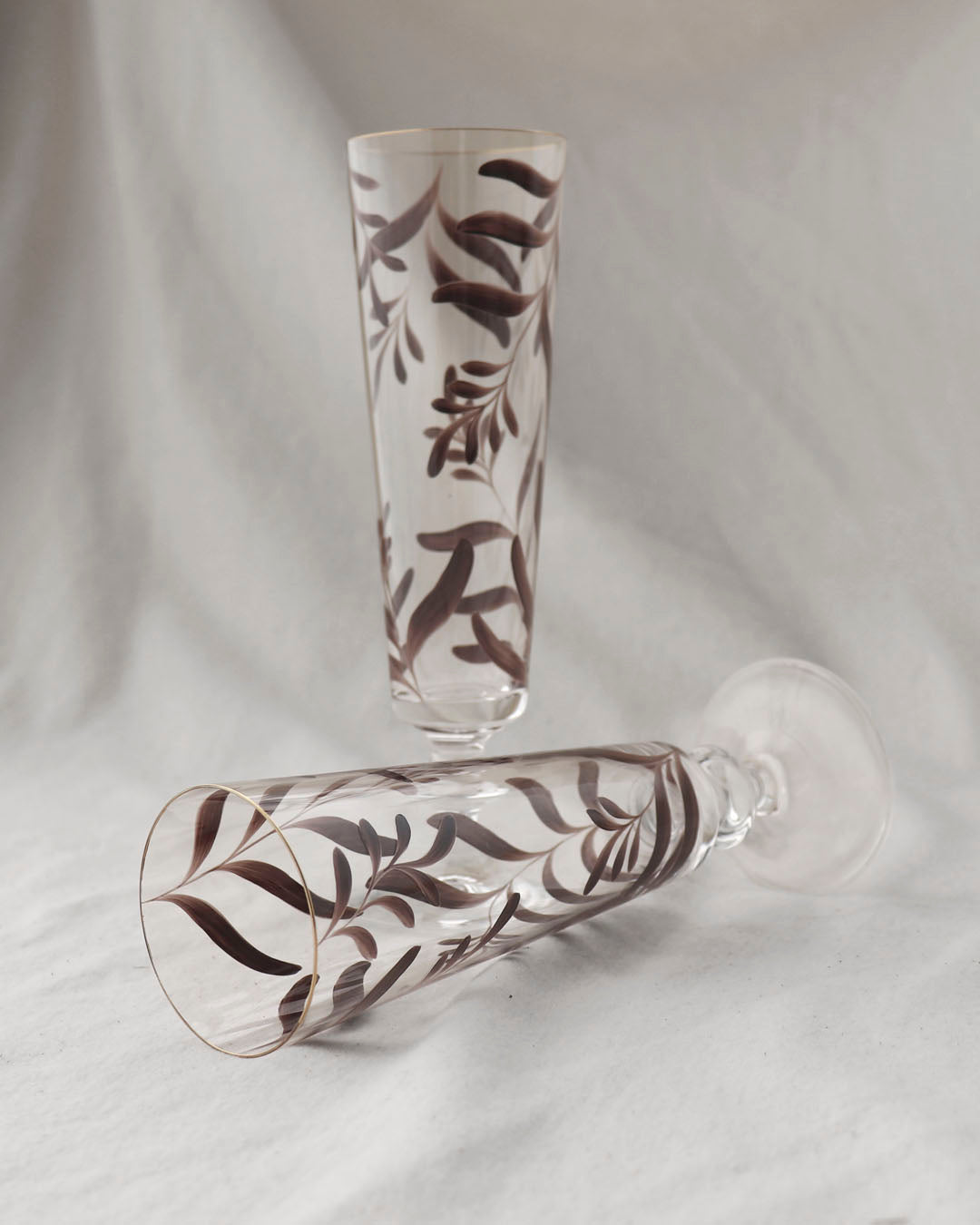 Saanen Champagne Glasses · hand-painted glassware, view 5 · Los Vasos de Agua Clara