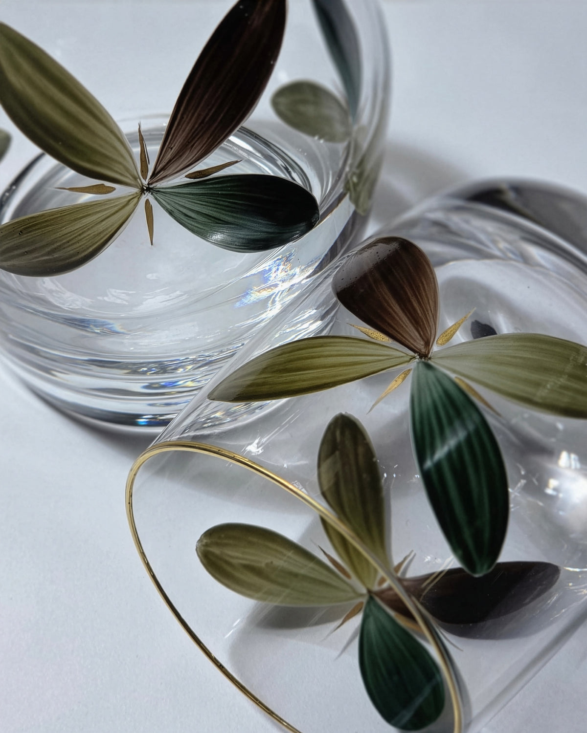Pair of Holland Bedside Carafes · glassware hand-painted in brown · Los Vasos de Agua Clara