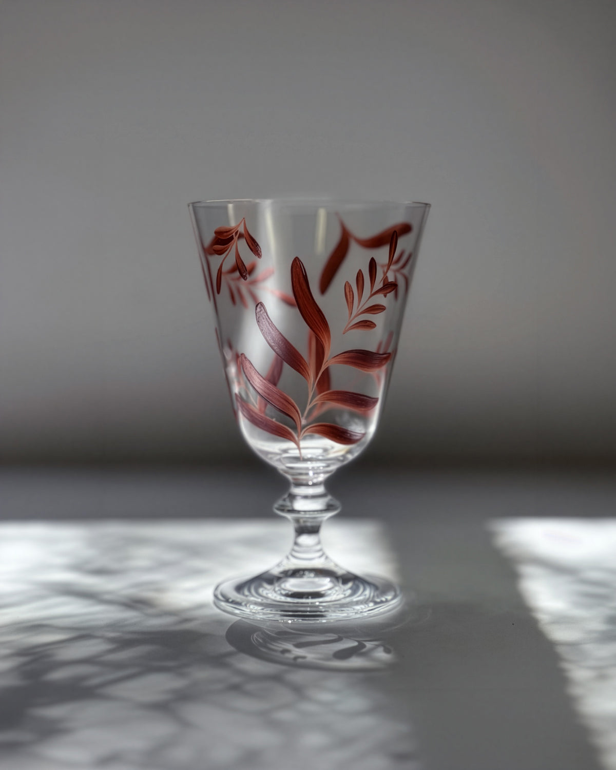 Saanen Wine Glasses · glassware hand-painted in English red · Los Vasos de Agua Clara
