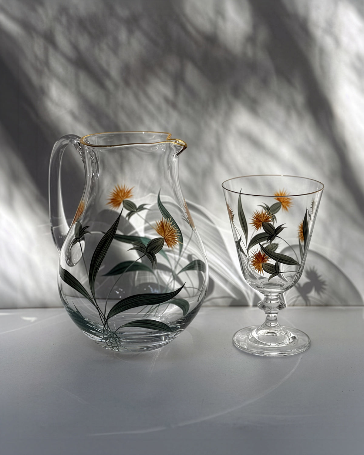 Saint Rémy Jug & Wine Glasses · glassware hand-painted in orange · Los Vasos de Agua Clara