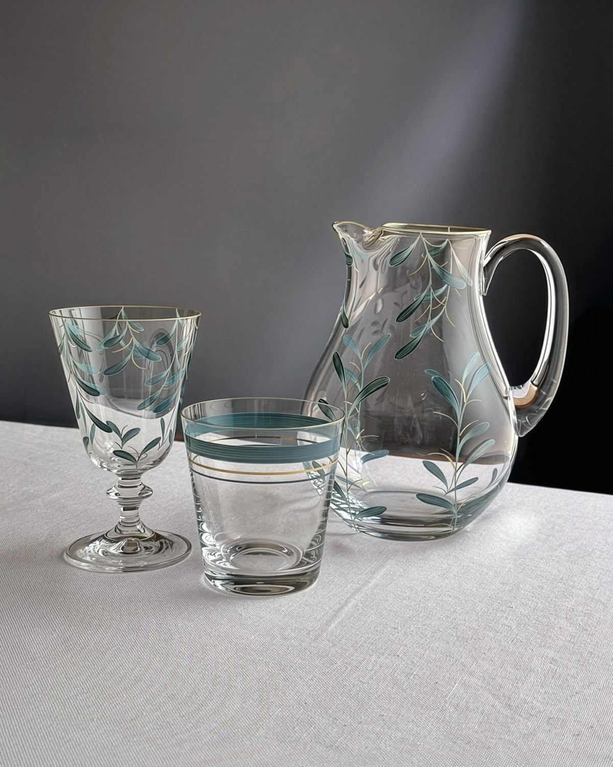 Palawan & Paris Set · glassware hand-painted in celadon green · Los Vasos de Agua Clara