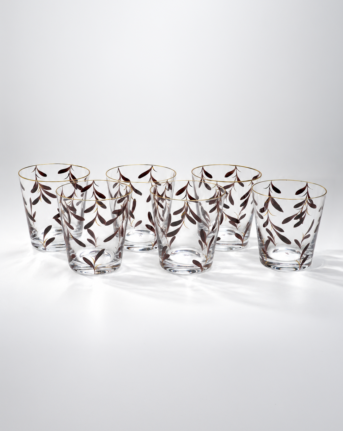 Vasos Palawan · cristalería pintada a mano en marrón · Los Vasos de Agua Clara