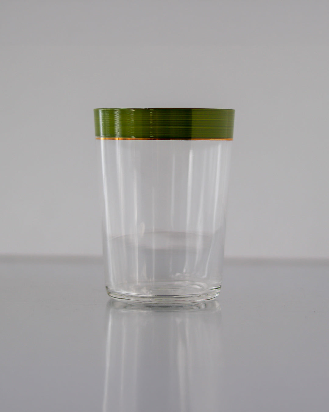 Vasos Soul Monocolor · cristalería pintada a mano en verde limón · Los Vasos de Agua Clara